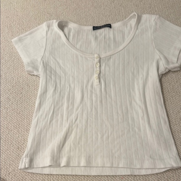 Brandy Melville Tops - Brandy Melville white Zelly top